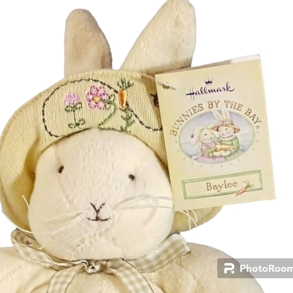 NWT Hallmark Bunnies by the Bay plush, Bay Lee. Pre-owned. - Picture 2 of 7